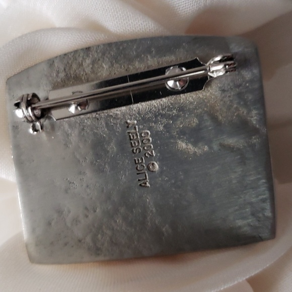 🤍 ALICE SEELY, PETROGLYPH PIN - Picture 2 of 3